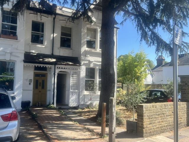 Apartment for rent in London Borough of Richmond upon Thames, Greater London