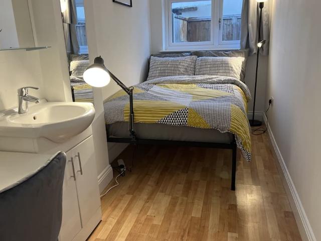 House for rent in London Borough of Ealing, Greater London