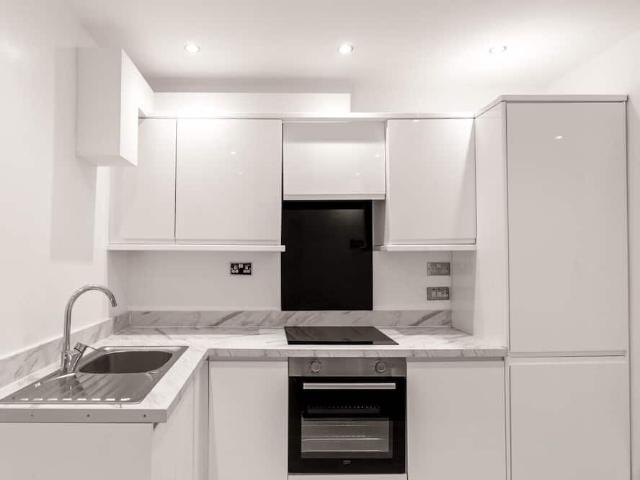 Apartment for rent in London Borough of Ealing, Greater London