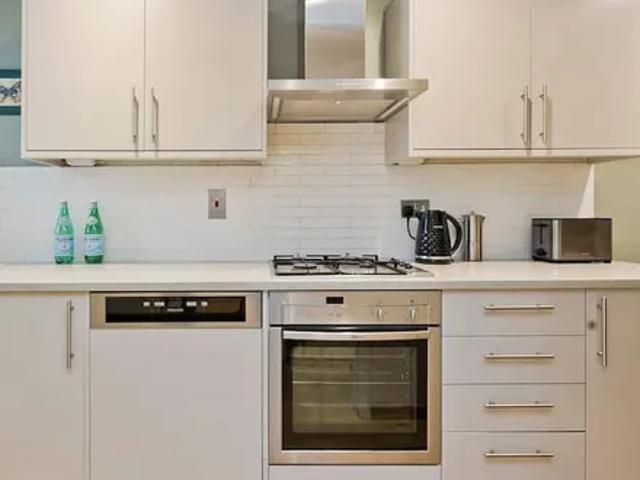House for rent in Victoria, Greater London