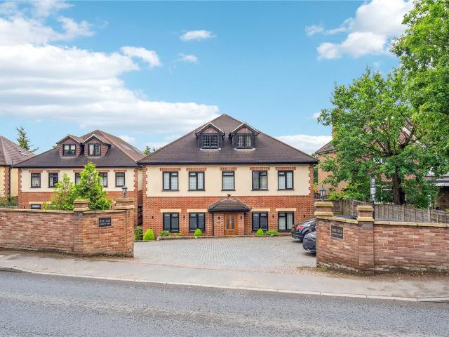 Apartment for rent in Ickenham, Greater London