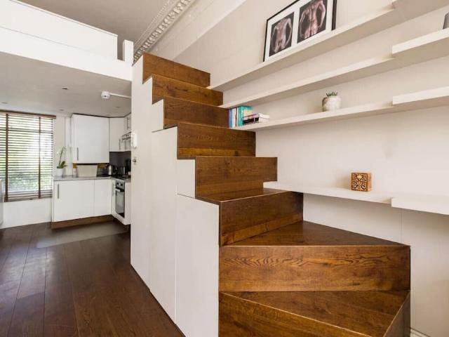 Apartment for rent in Silchester Estate, Greater London
