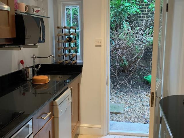 Apartment for rent in Royal Borough of Kensington and Chelsea, Greater London