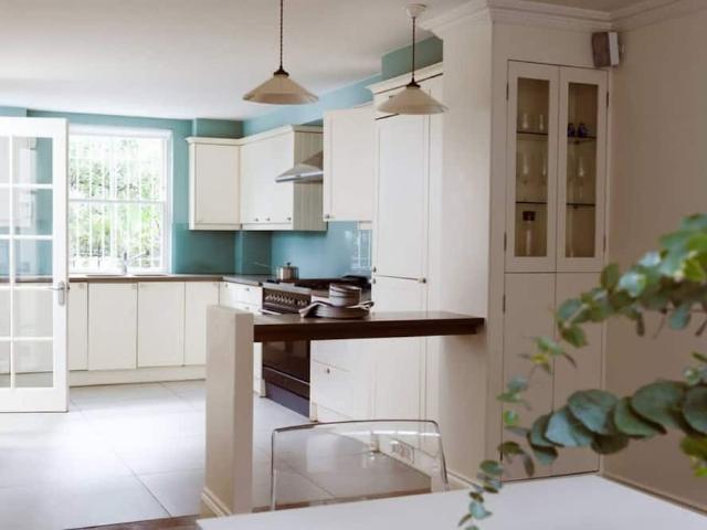 House for rent in Royal Borough of Kensington and Chelsea, Greater London