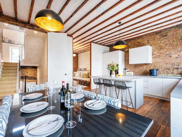Apartment for rent in Royal Borough of Kensington and Chelsea, Greater London