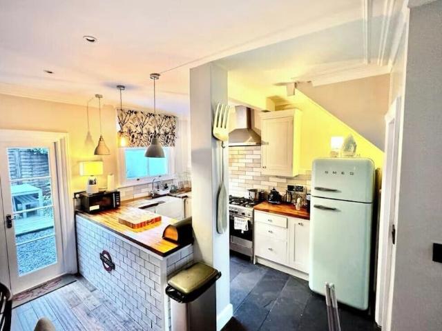 House for rent in London Borough of Hammersmith and Fulham, Greater London