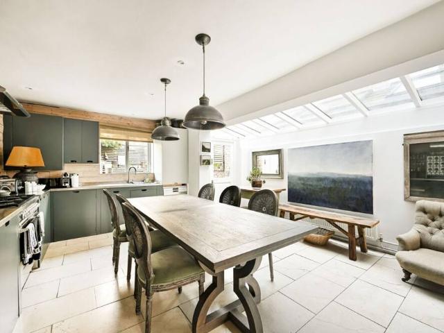 House for rent in London Borough of Hammersmith and Fulham, Greater London