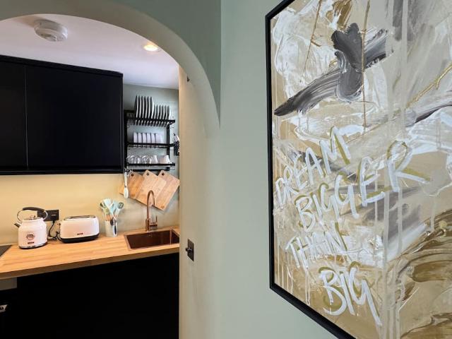 Apartment for rent in London Borough of Hammersmith and Fulham, Greater London