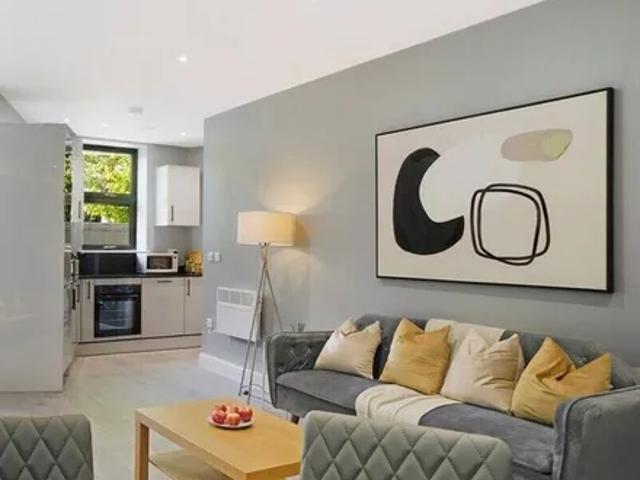 House for rent in London Borough of Ealing, Hanwell