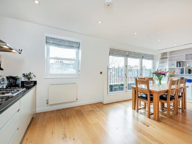 House for rent in London Borough of Hammersmith and Fulham, Greater London