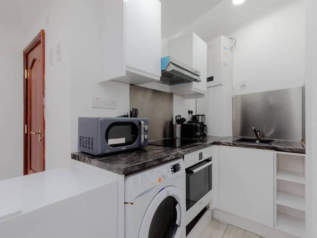 Apartment for rent in London Borough of Hammersmith and Fulham, Greater London