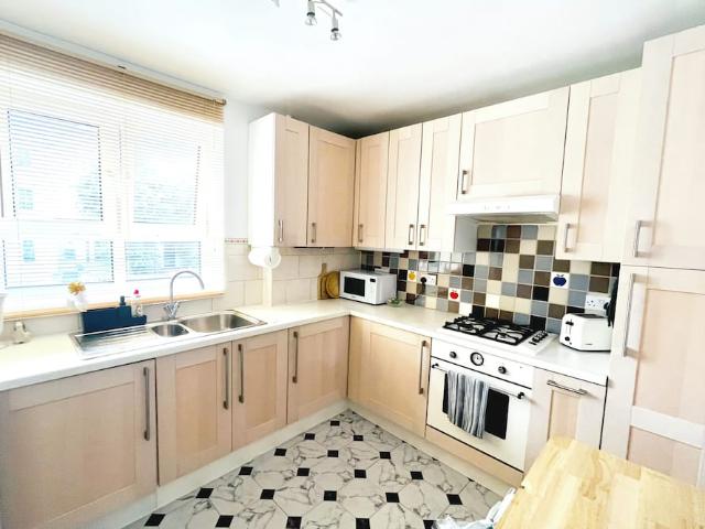 Apartment for rent in London Borough of Hammersmith and Fulham, Greater London