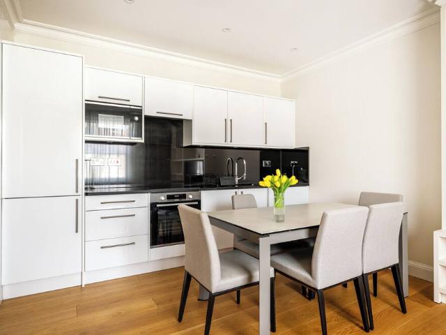 Apartment for rent in Royal Borough of Kensington and Chelsea, Greater London