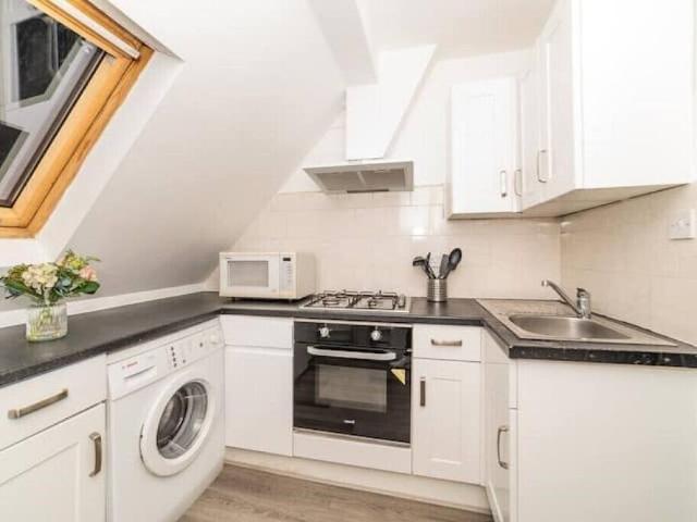 Apartment for rent in London Borough of Hammersmith and Fulham, Greater London
