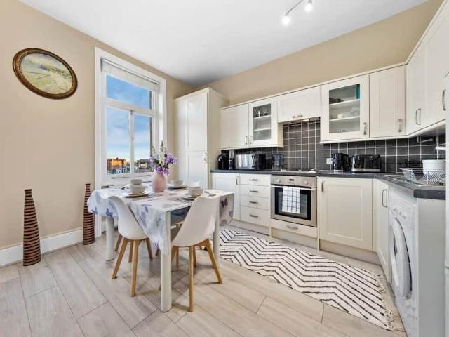Apartment for rent in London Borough of Hammersmith and Fulham, Greater London