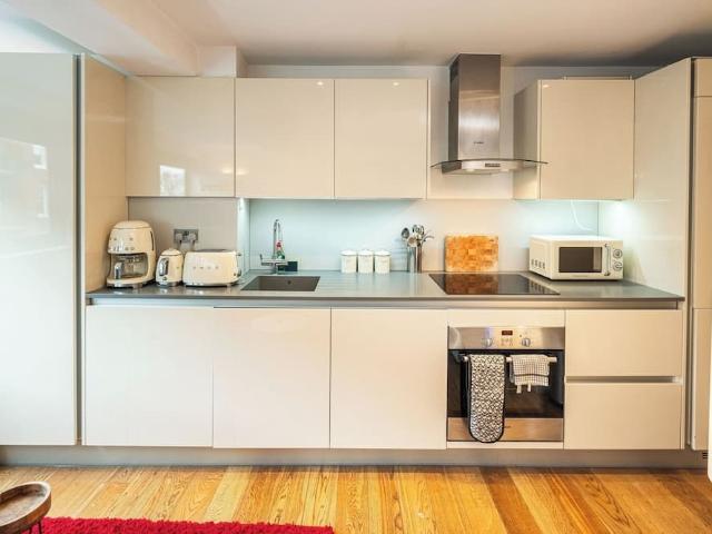 Apartment for rent in London Borough of Hammersmith and Fulham, Greater London