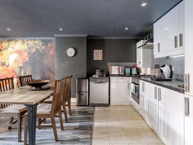 Apartment for rent in London Borough of Hammersmith and Fulham, Greater London
