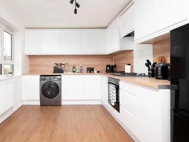 Apartment for rent in West Kensington, Greater London