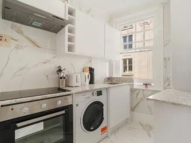 Apartment for rent in Soho, Greater London