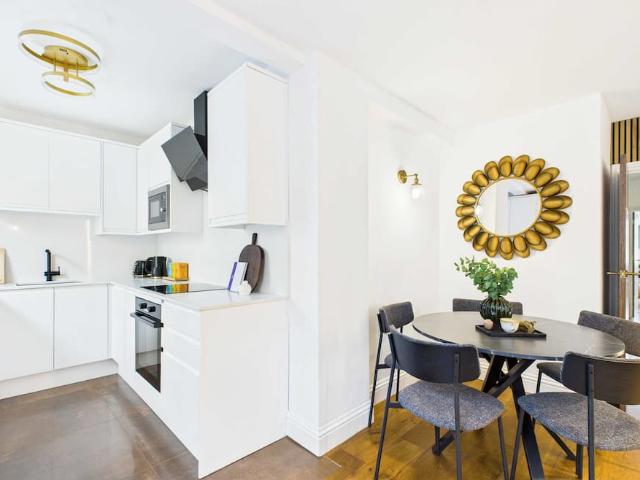 Apartment for rent in East Marylebone, Greater London