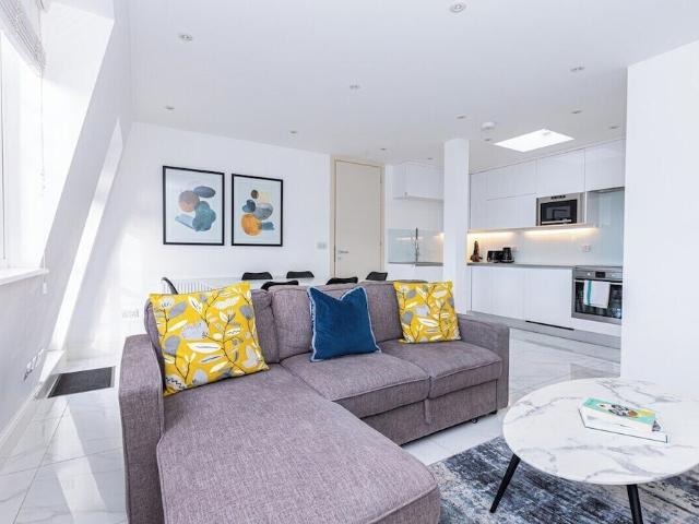 Apartment for rent in East Marylebone, Greater London