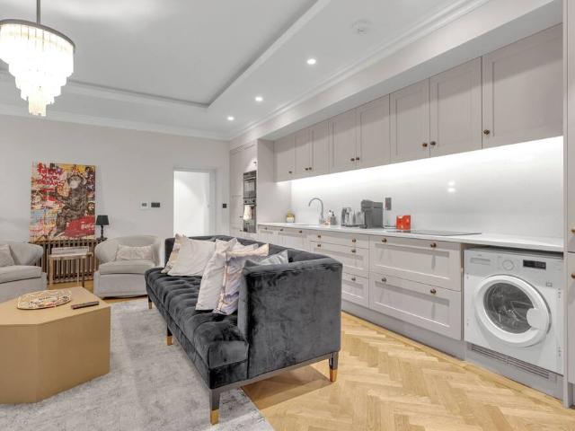 Apartment for rent in East Marylebone, Greater London