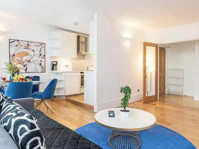 Apartment for rent in Mayfair, Greater London