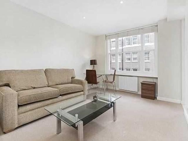 Apartment for rent in Mayfair, Greater London