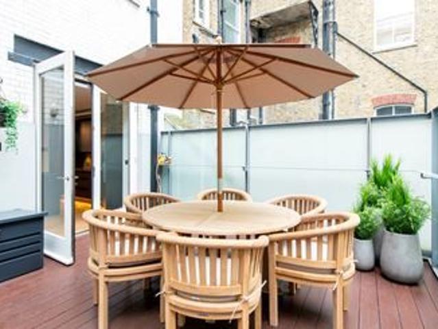 Apartment for rent in Mayfair, Greater London