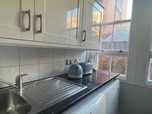 Apartment for rent in East Marylebone, Greater London