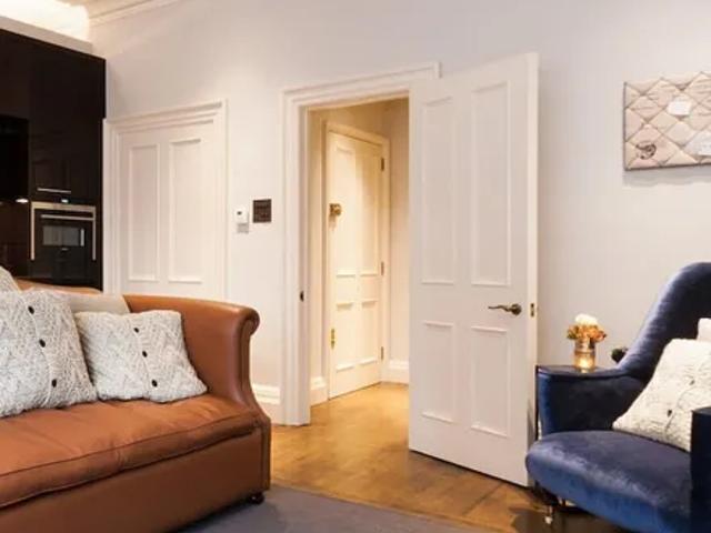 Apartment for rent in Mayfair, Greater London