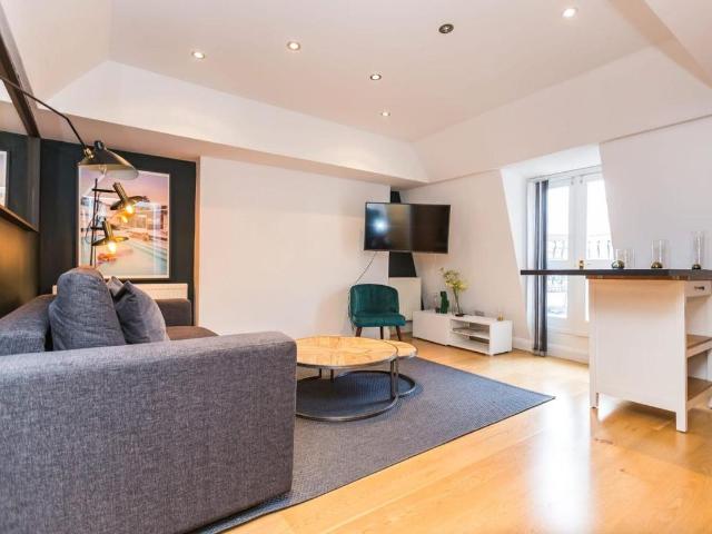 Apartment for rent in Saint Giles, Bloomsbury