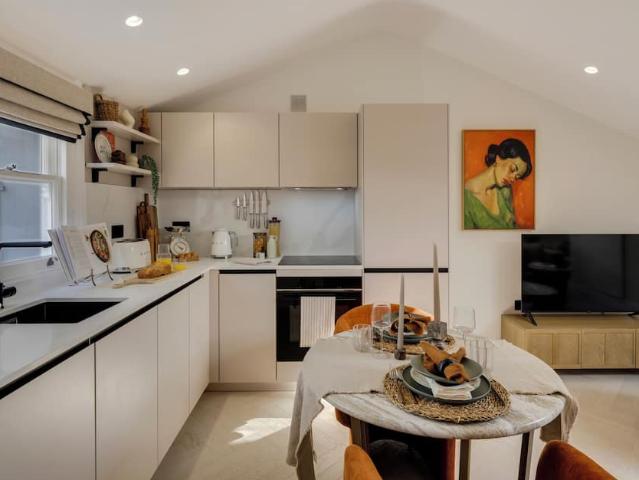Apartment for rent in Royal Borough of Kensington and Chelsea, Greater London