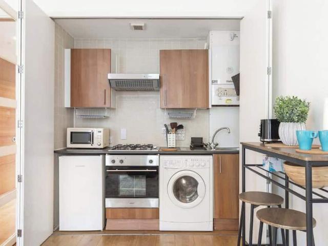 House for rent in Kensal Town, Greater London