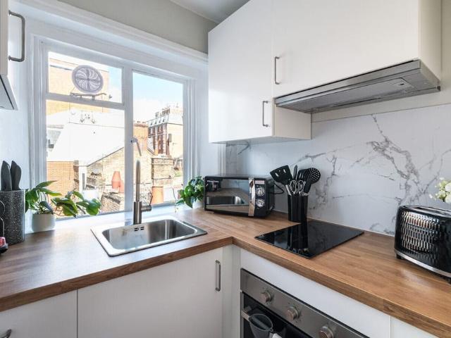 Apartment for rent in Kensal Town, Greater London