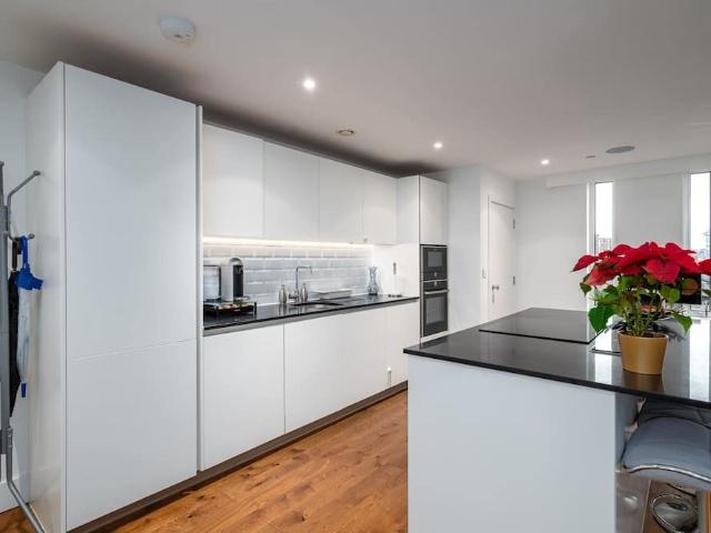 Apartment for rent in London Borough of Ealing, Greater London