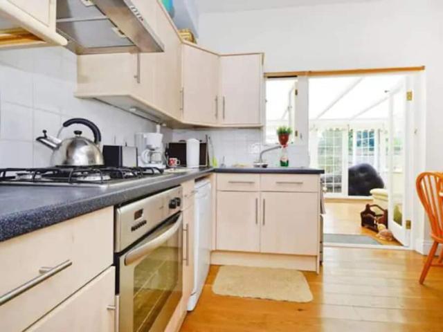 Apartment for rent in London Borough of Ealing, Greater London