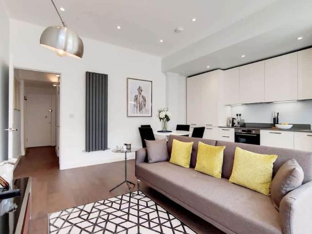 Apartment for rent in London Borough of Ealing, Greater London