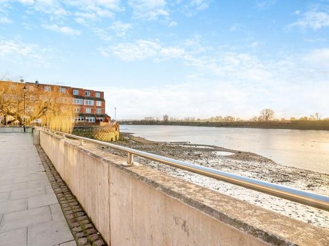 Apartment for rent in Hammersmith, Greater London