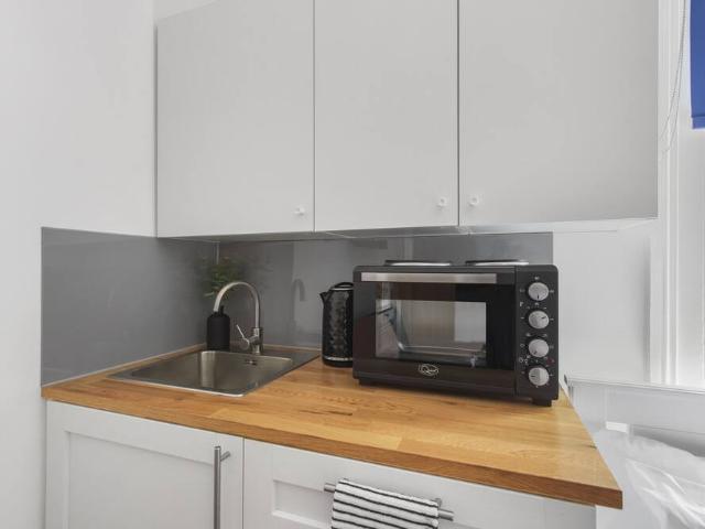 House for rent in London Borough of Hammersmith and Fulham, Greater London