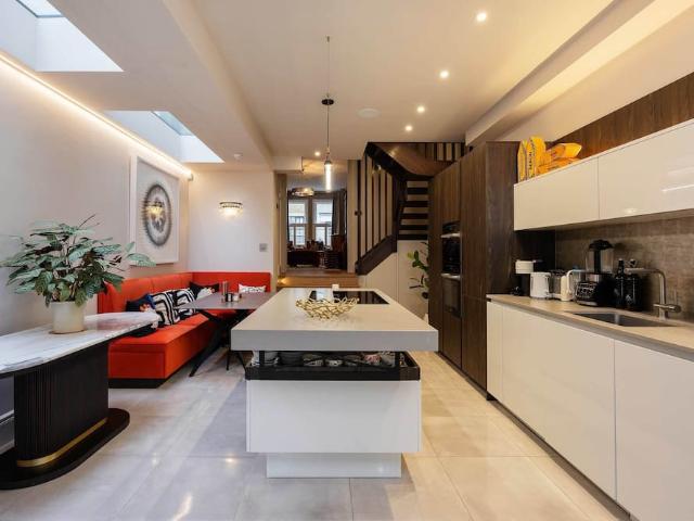 House for rent in London Borough of Hammersmith and Fulham, Greater London