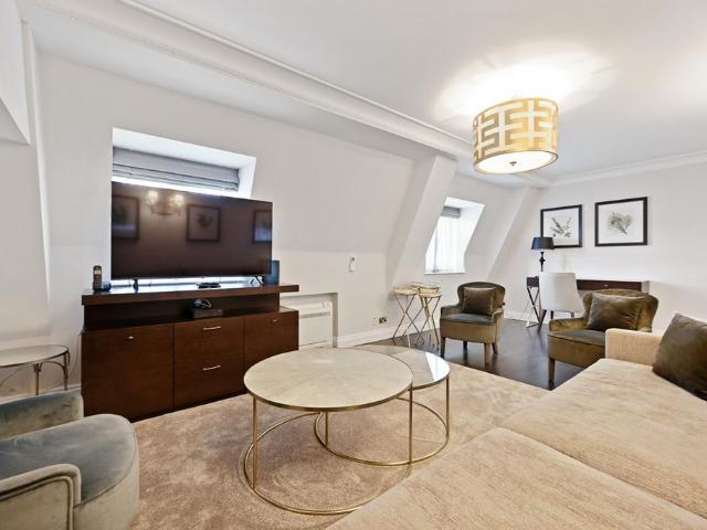 House for rent in South Kensington, Greater London