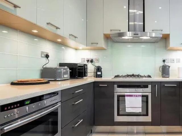 House for rent in Earl's Court, Greater London