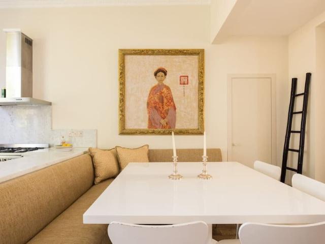 Apartment for rent in The Phillimore Estate, Greater London