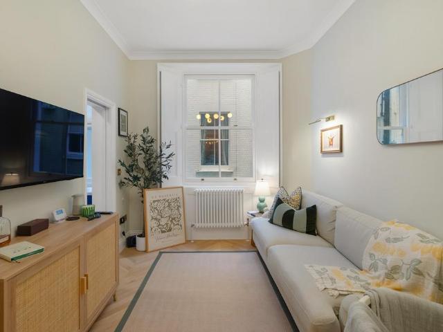 House for rent in South Kensington, Greater London