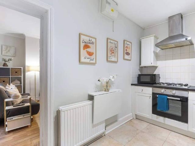 Apartment for rent in Kensal Town, Greater London