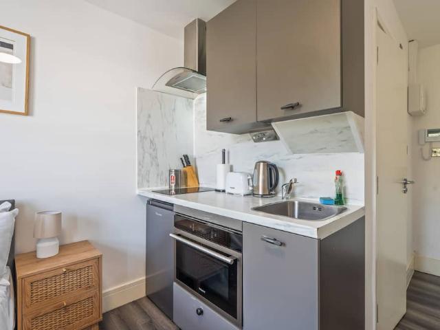 Apartment for rent in Kensal Town, Greater London
