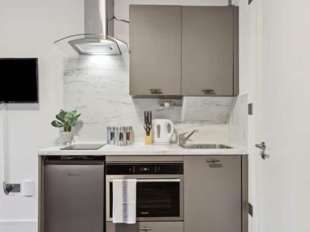 Apartment for rent in Kensal Town, Greater London