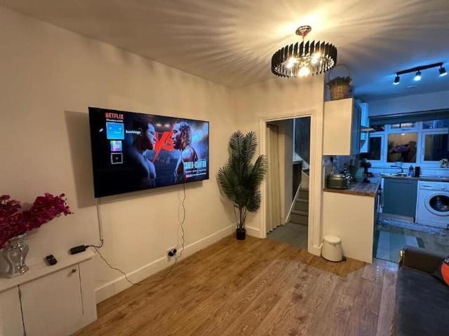 Apartment for rent in Kensal Town, Greater London