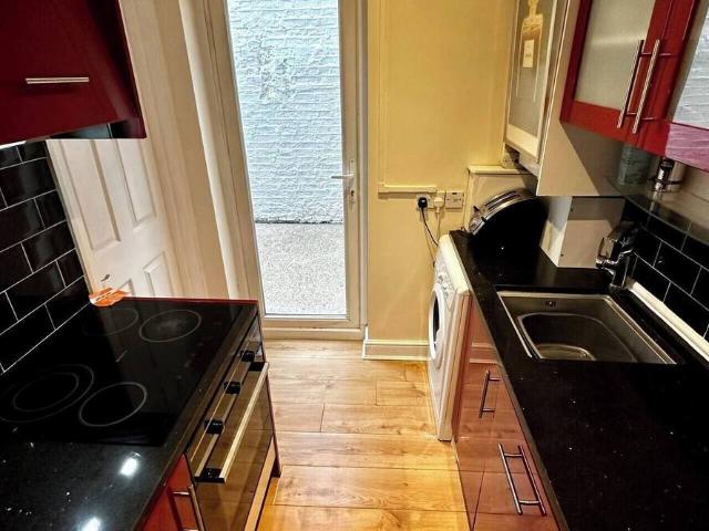 Apartment for rent in Kensal Town, Greater London
